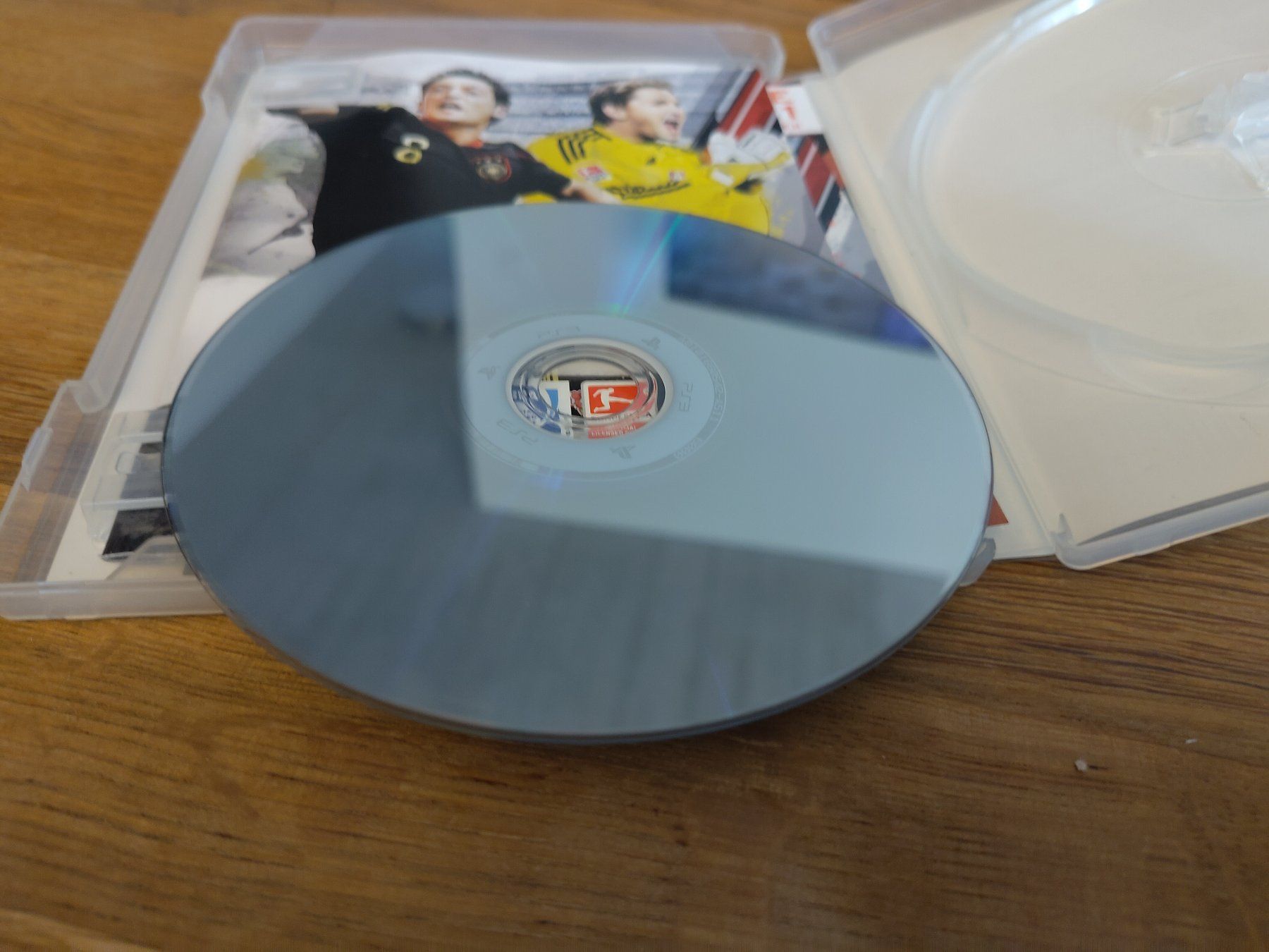 Sony Giochi: Fifa 11 - Playstation 3 – Usato da Kloten venduto da SuperRetroPixels 3