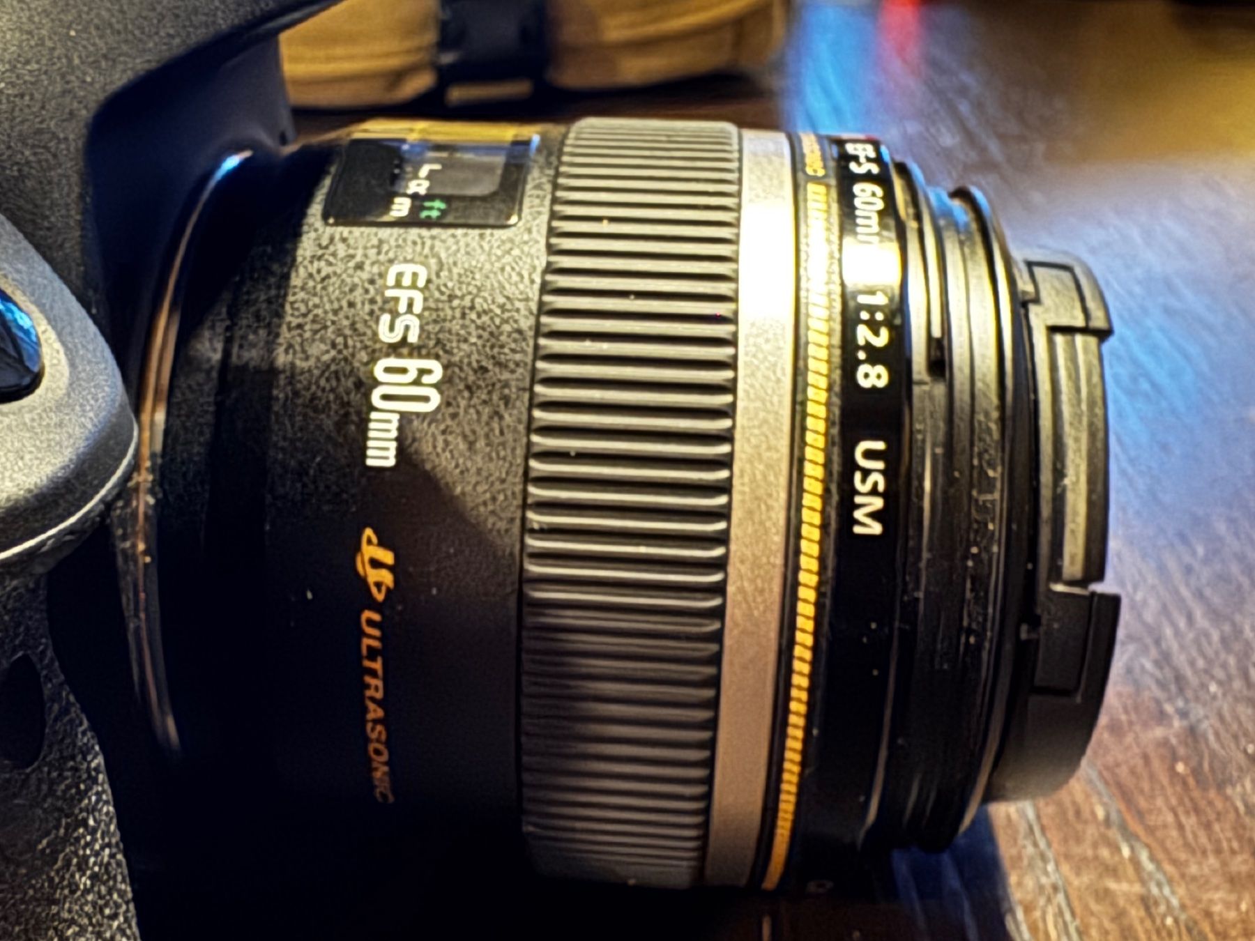 Canon Appareil photo: Kamera Canon EOS 90D, Objektiv EFS 60mm – D'occasion à Trimstein par sab_j6rf 4