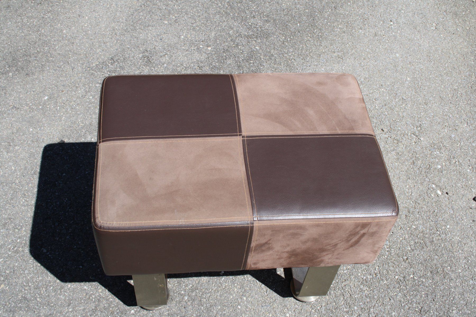 Sgabelli: HOCKER MASSIVER SCHWERER HOCKER – Usato da Wauwil venduto da Pneuedy 6