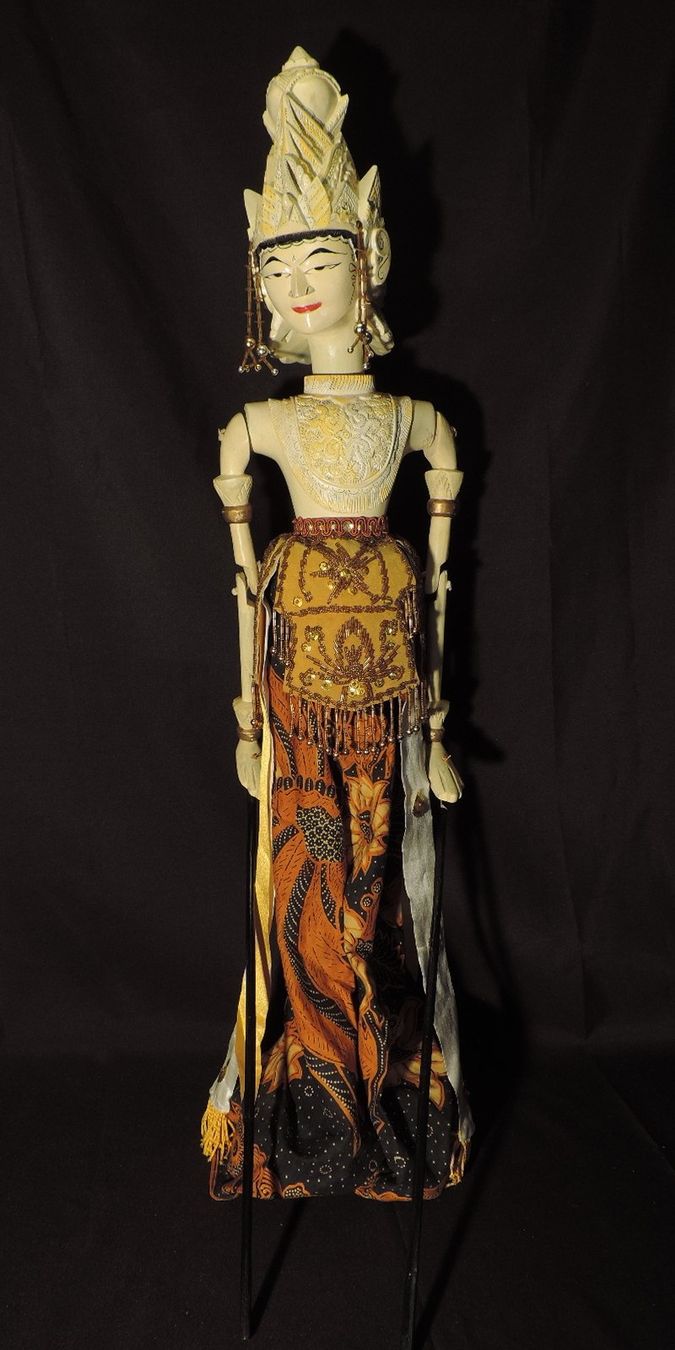 Puppen: Java Puppentheater, Wayang Golek Stabpuppe, Vintage – Gebraucht aus Duggingen von roterbambus