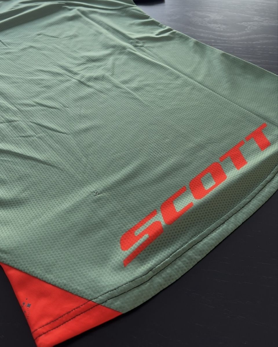 Scott Canottiere & Pantaloni: SCOTT Trail Vertic - noir/vert lierre foncé - M – Usato da Lengnau BE venduto da Dali. 8
