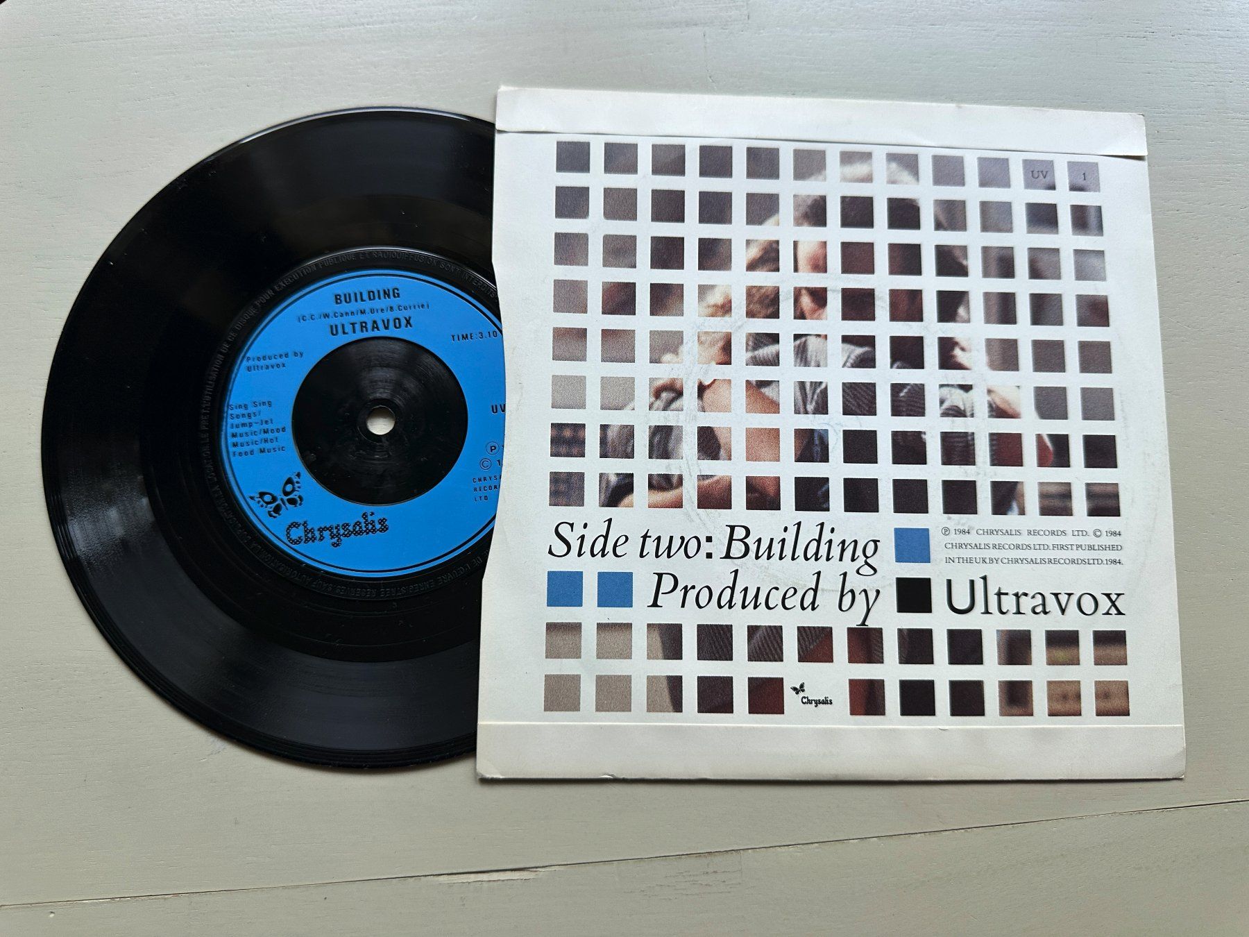 Schallplatten: ULTRAVOX MIDGE URE SLIK tolle Single Dancing UK differnt – Gebraucht aus Basel von Partridge 1