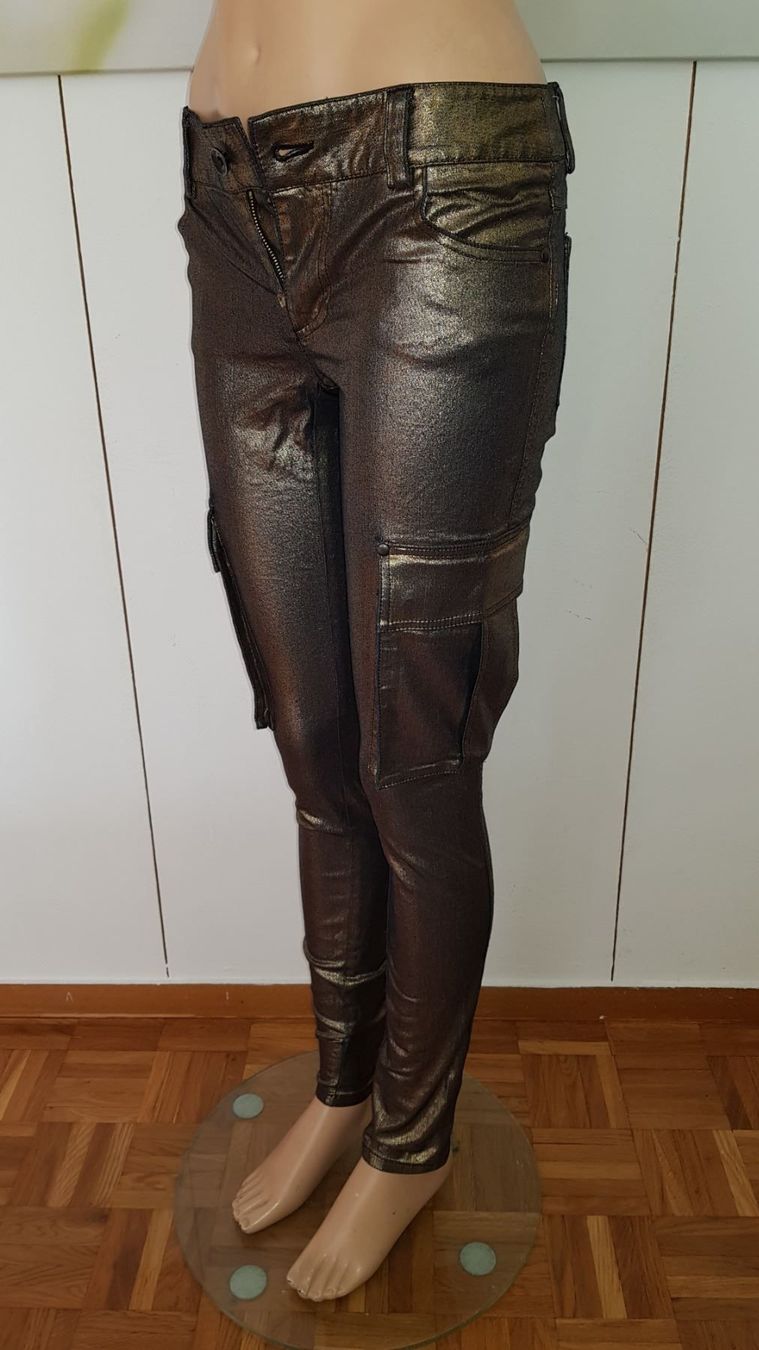 Jeans: Jeans ALICE + OLIVIA    Taille/Grosse 34 CH (2) – Usato da Cossonay-ville venduto da Super-Price-Quality 4
