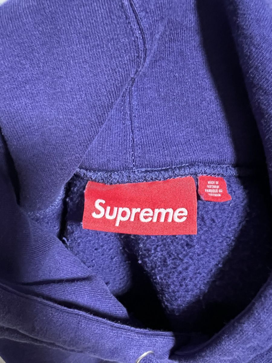 Pullover & Sweatshirts: Supreme Hoodie Lotto – Gebraucht aus Losone von igo_9qdh 3