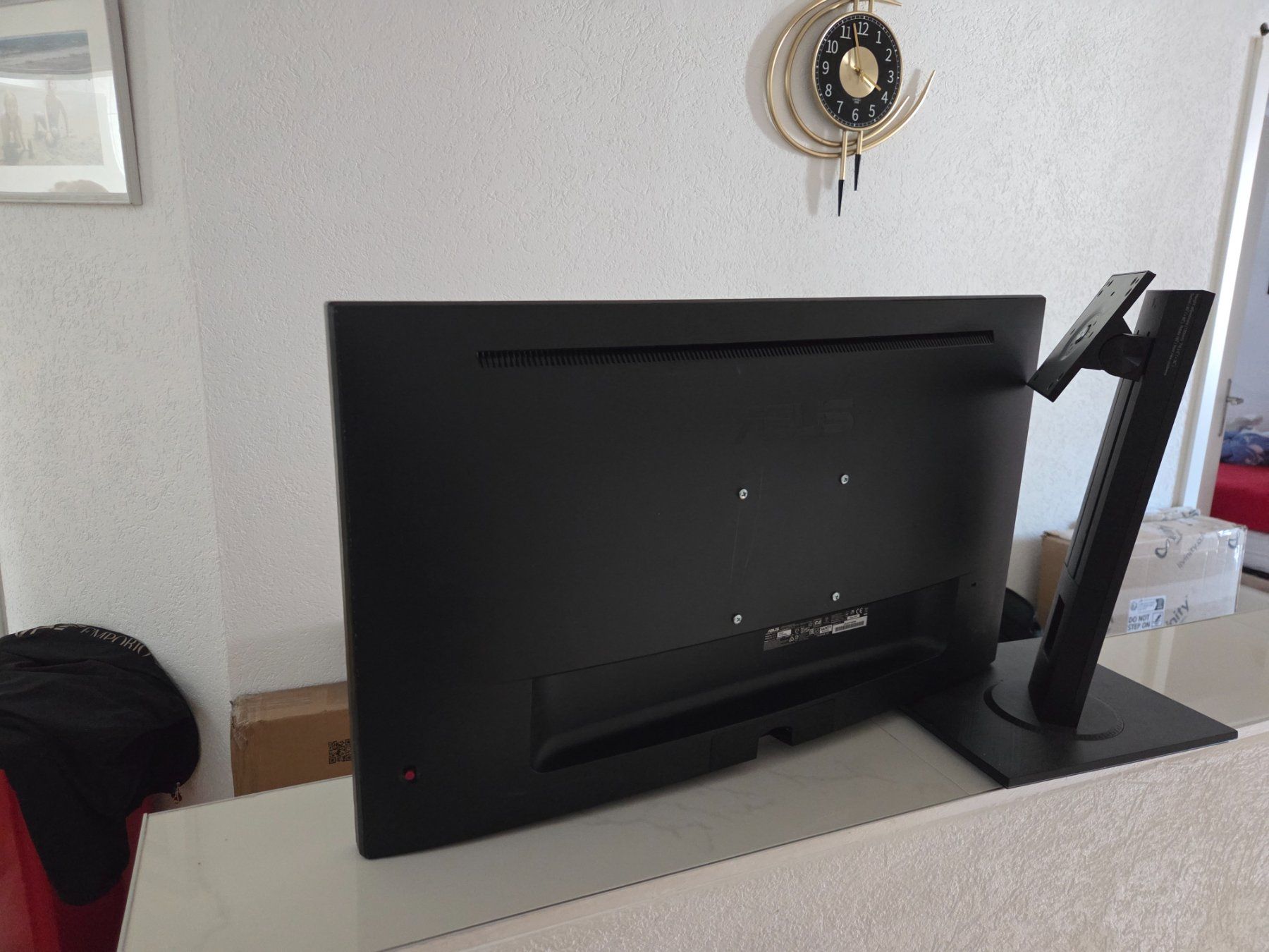 Asus Ecrans: Asus Bildschirm – D'occasion à Herisau par mischa30 1