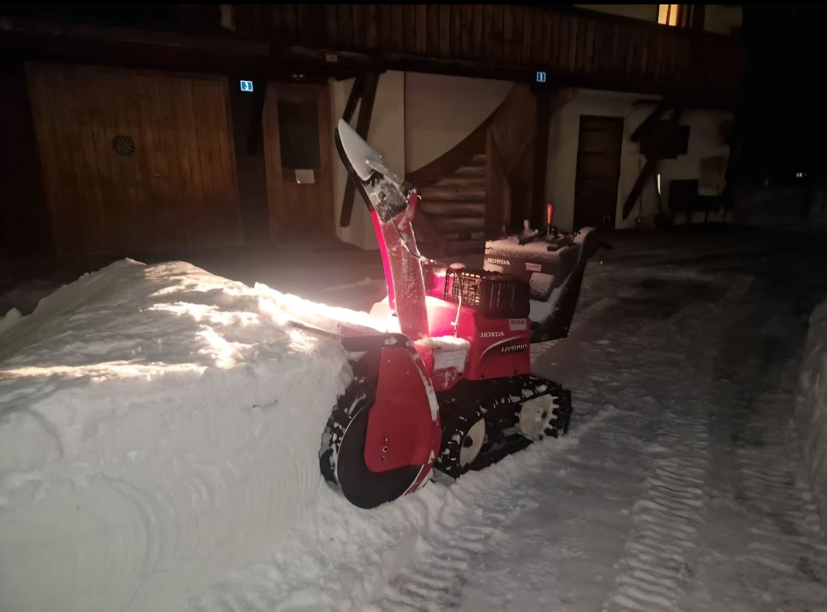 Honda Toutes les machines: Schneefräse Honda 1380 – D'occasion à Arosa par --Maetti.ch-- 5