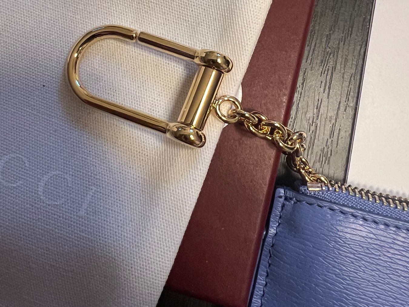 Gucci Schlüsselanhänger & - bänder: Gucci Keyholder - leather / NEU / Lavendel! – Neu und originalverpackt aus Derendingen von MDPshopandmore 2