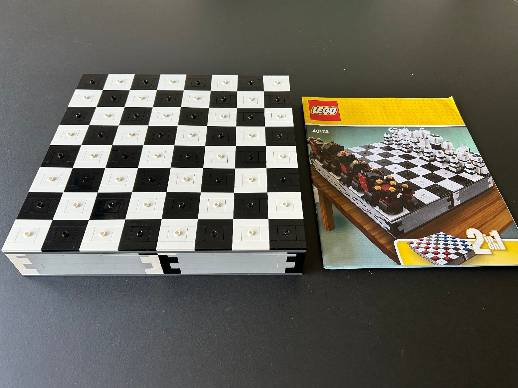 Lego Giocattoli: LEGO / Iconic Chess Set  (40174) – Usato da Dietlikon venduto da Mankai 8