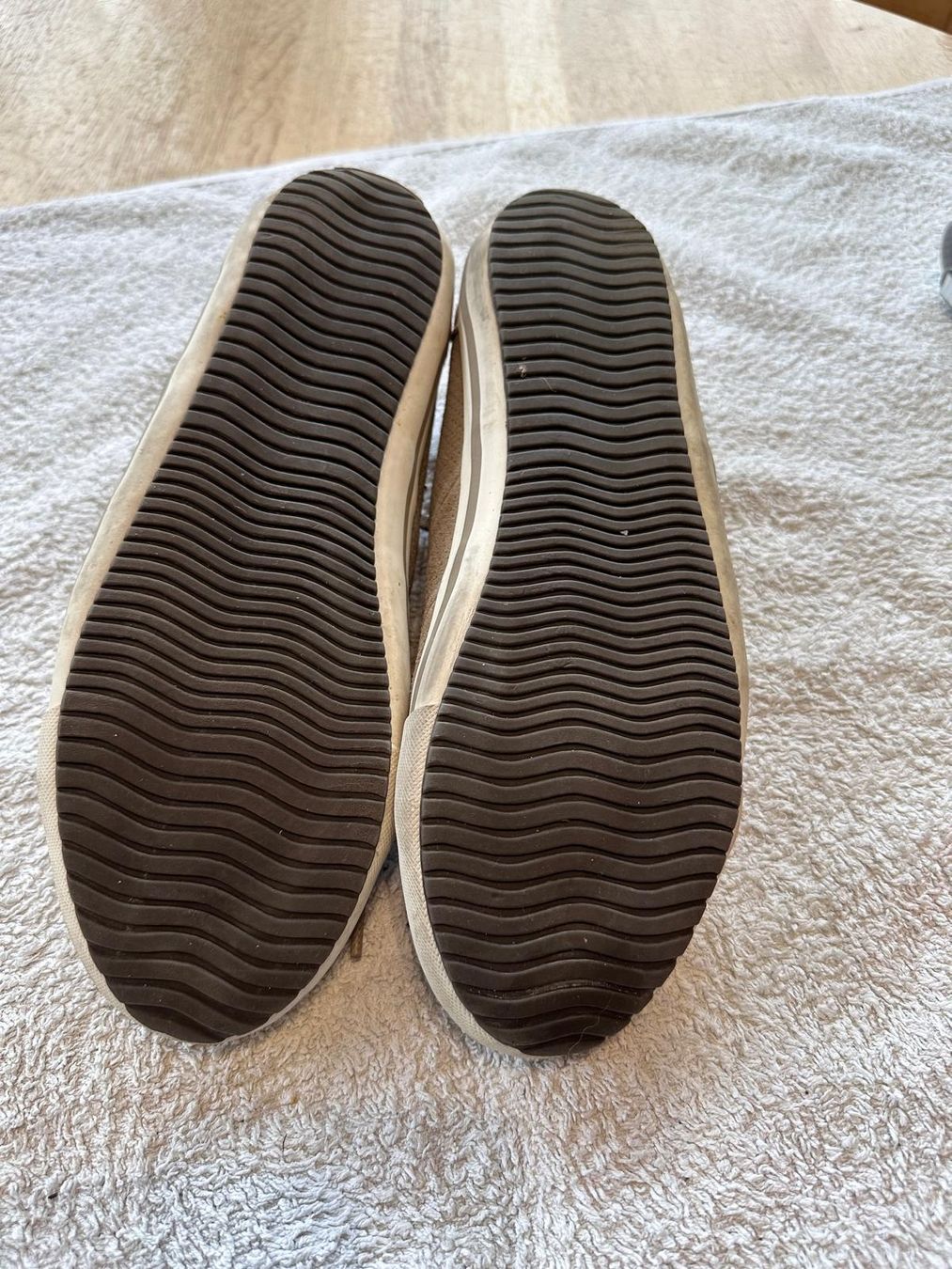 Scarpe da donna: Chaussures – Usato da Courtaman venduto da Jardin1 2