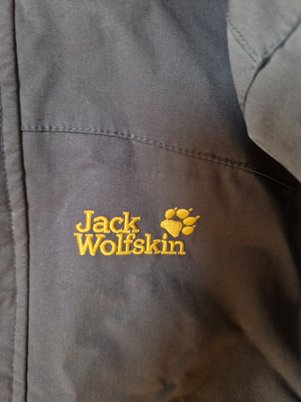 Jack Wolfskin Giacche & Cappotti: Regenjacke Jack Wolfskin 140 – Usato da Giswil venduto da monimaus08 2