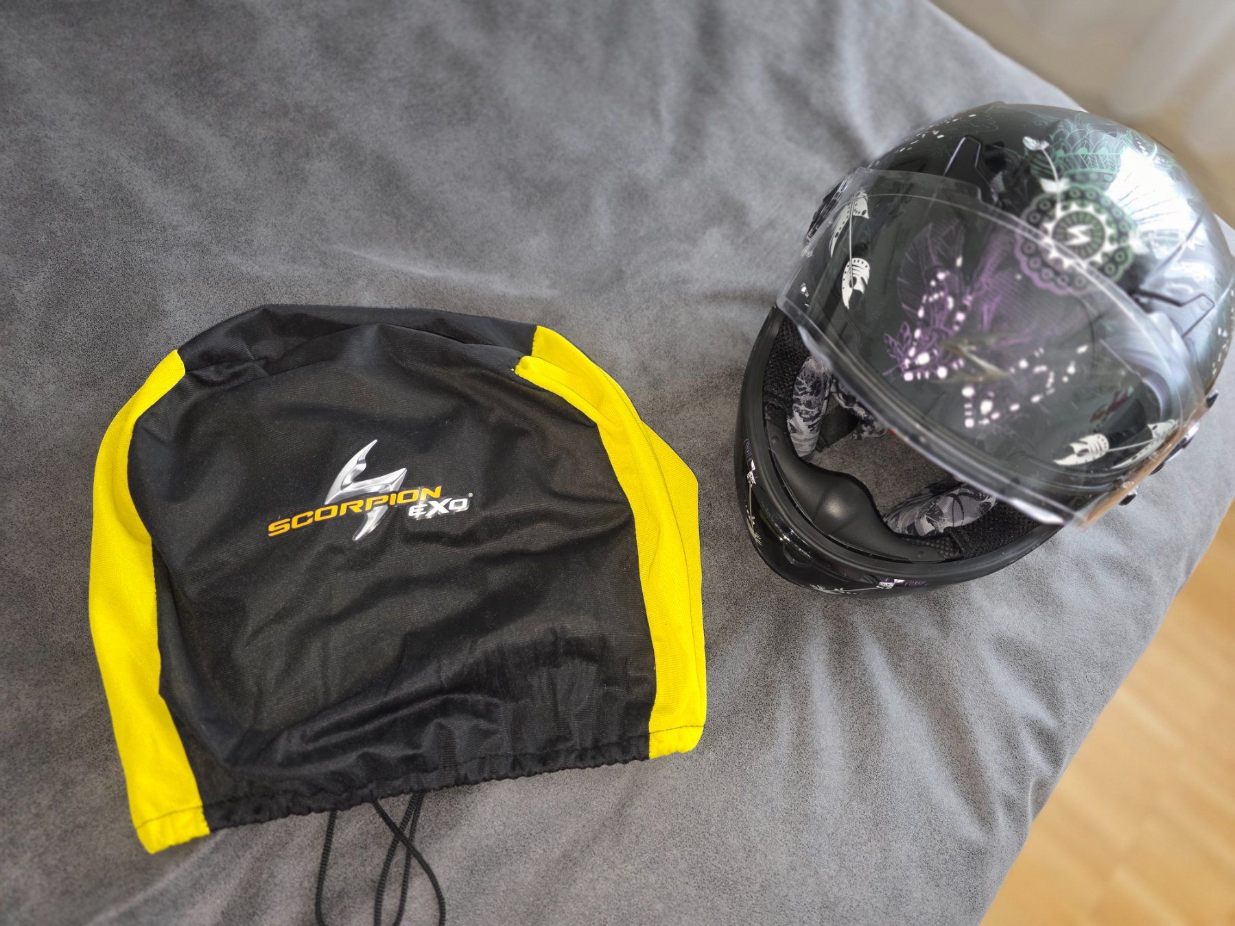 Caschi & visiere: Scorpion EXO Motorradhelm, Schwarz/Lila, unfallfrei – Usato da Stein AG venduto da eMODy 7