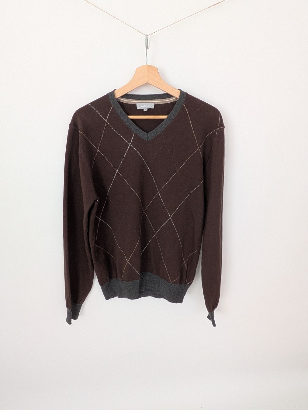 Maglioni & Felpe: Brauner Pullover von Moddison, Grösse M - Top Zustand! – Usato da Rorschach venduto da joh_v2y2 1
