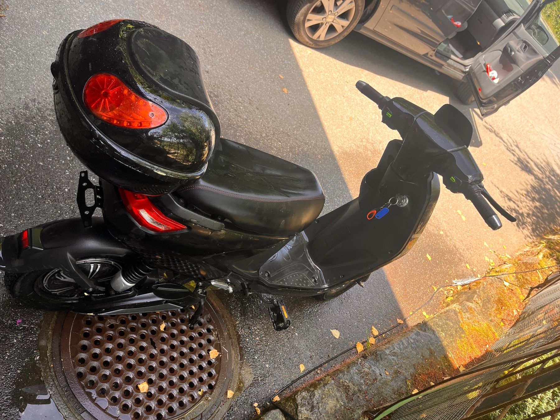 Scooters: Elektroroller schwarz – Gebraucht aus Busswil BE von sil_tk8m 2