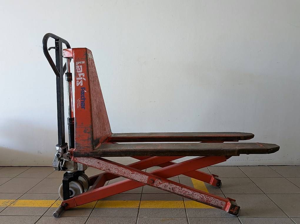 Carrelli elevatori e a forche: Scherenhubwagen Steinbock – Usato da Oberkirch LU venduto da celezi 1