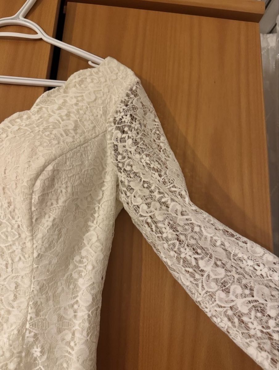 Kleider: Festkleid – Neu (gemäss Beschreibung) aus Wetzikon ZH von sil_gxd6 1