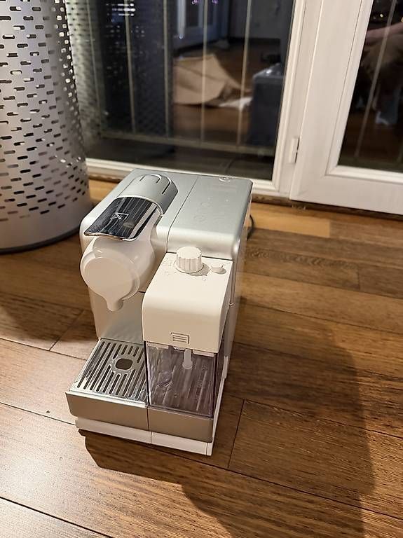Macchine per caffè & Macchine per espresso: Delonghi latissima touch – Usato da Plan-les-Ouates venduto da drj_2ryg
