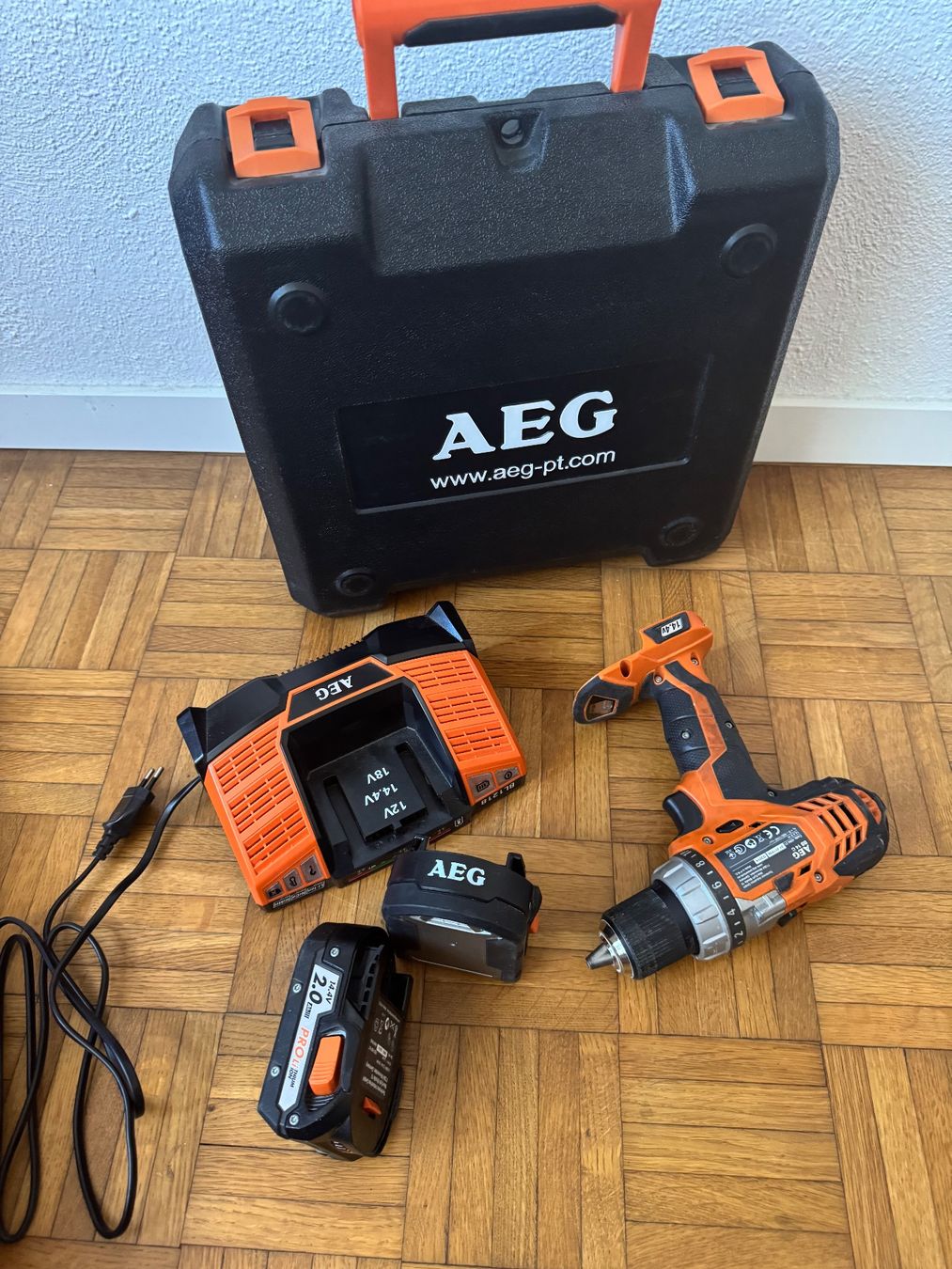 AEG Bohrmaschinen: AEG Akku-Kompakt-Schlagbohrschrauber – Neu (gemäss Beschreibung) aus Frauenfeld von lind11 4