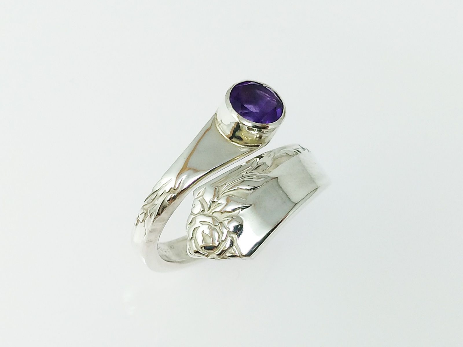 Anelli: Offener Jugendstil Silberring mit Amethyst – Nuovo e nell'imballaggio originale da Meilen venduto da Byrd-bijoux 1