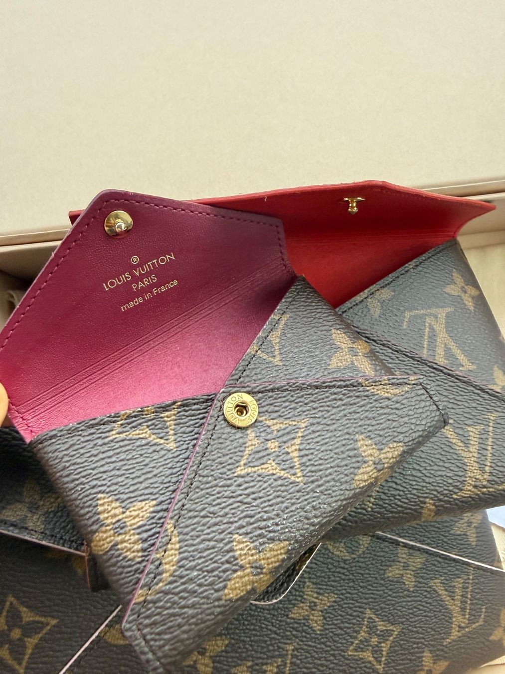 Louis Vuitton Portemonnaie: Louis Vuitton kirigami pochette – Gebraucht aus Lommis von loqi 6