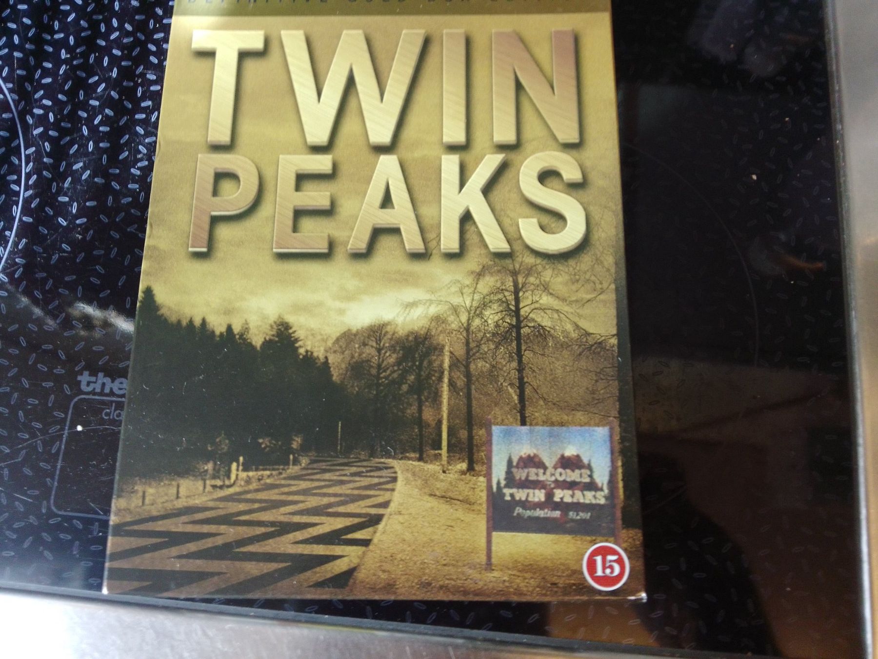 Tous les DVDs: Twin peaks Gold box Edition – D'occasion à Adligenswil par madhater
