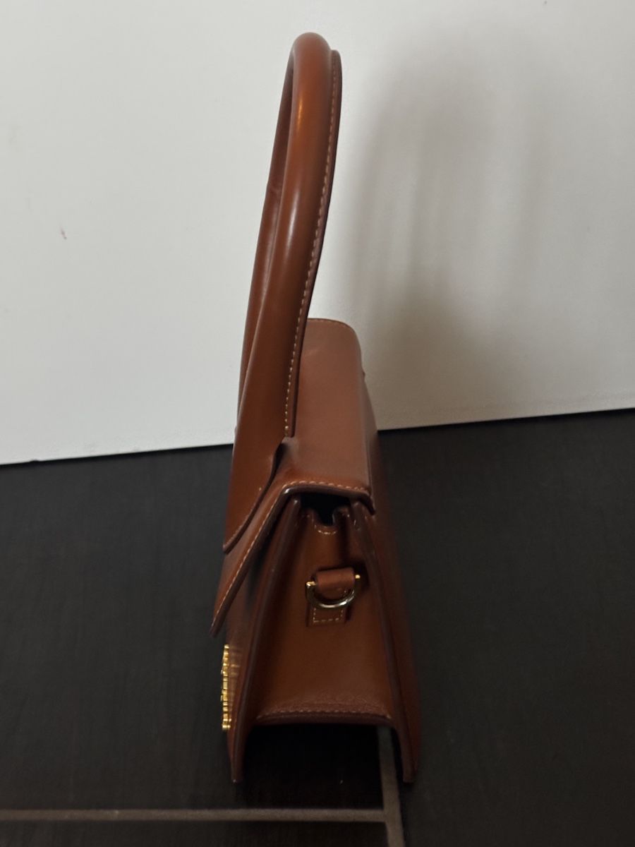 Jacquemus Borse: Jacquemus Le Chiquito Moyen Braun – Nuovo (secondo la descrizione) da St. Gallen venduto da yannick.46 4