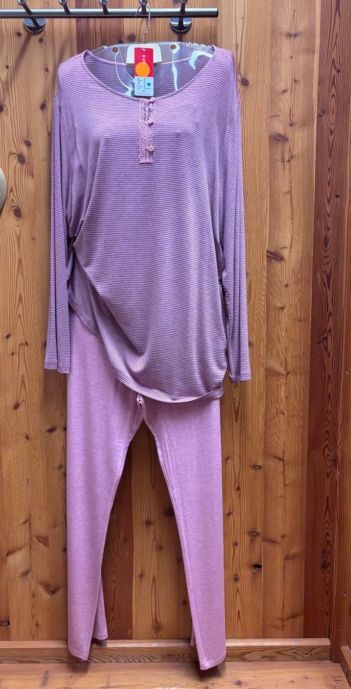 Triumph Negligees & Pigiami: Pyjama Gr.48 – Nuovo e nell'imballaggio originale da Cumpadials venduto da ofe_btq6