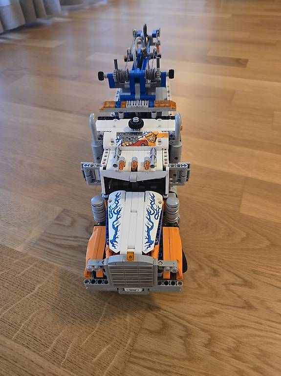 Kit di costruzioni: Lego Technic Heavy Tow Truck 42128 – Usato da Wil SG venduto da Niike1 1