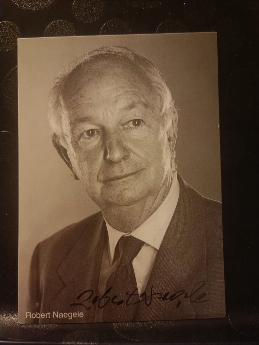 Autografi: Robert Naegele - handsigniert - †2016 – Usato da Menziken venduto da Artographs