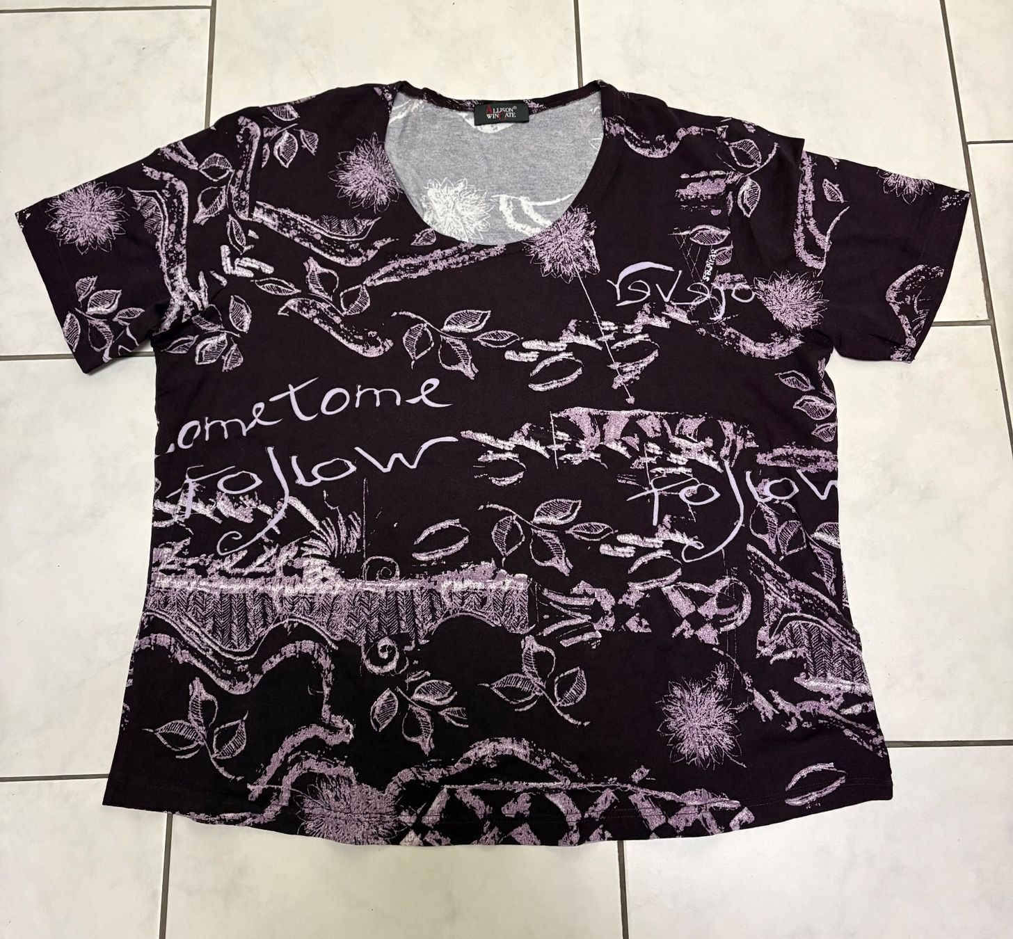 T-shirts: T-Shirt – Neuf (Voir description) à Basel par tif_m2h6