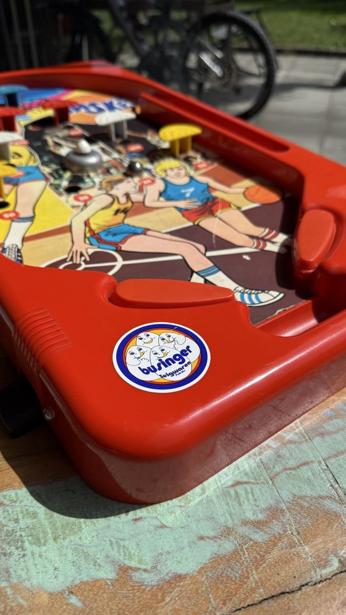 Spiele: Bakelit vintage Flipper 1960er Jahre – Gebraucht aus Strengelbach von shihtzuliving_22 2