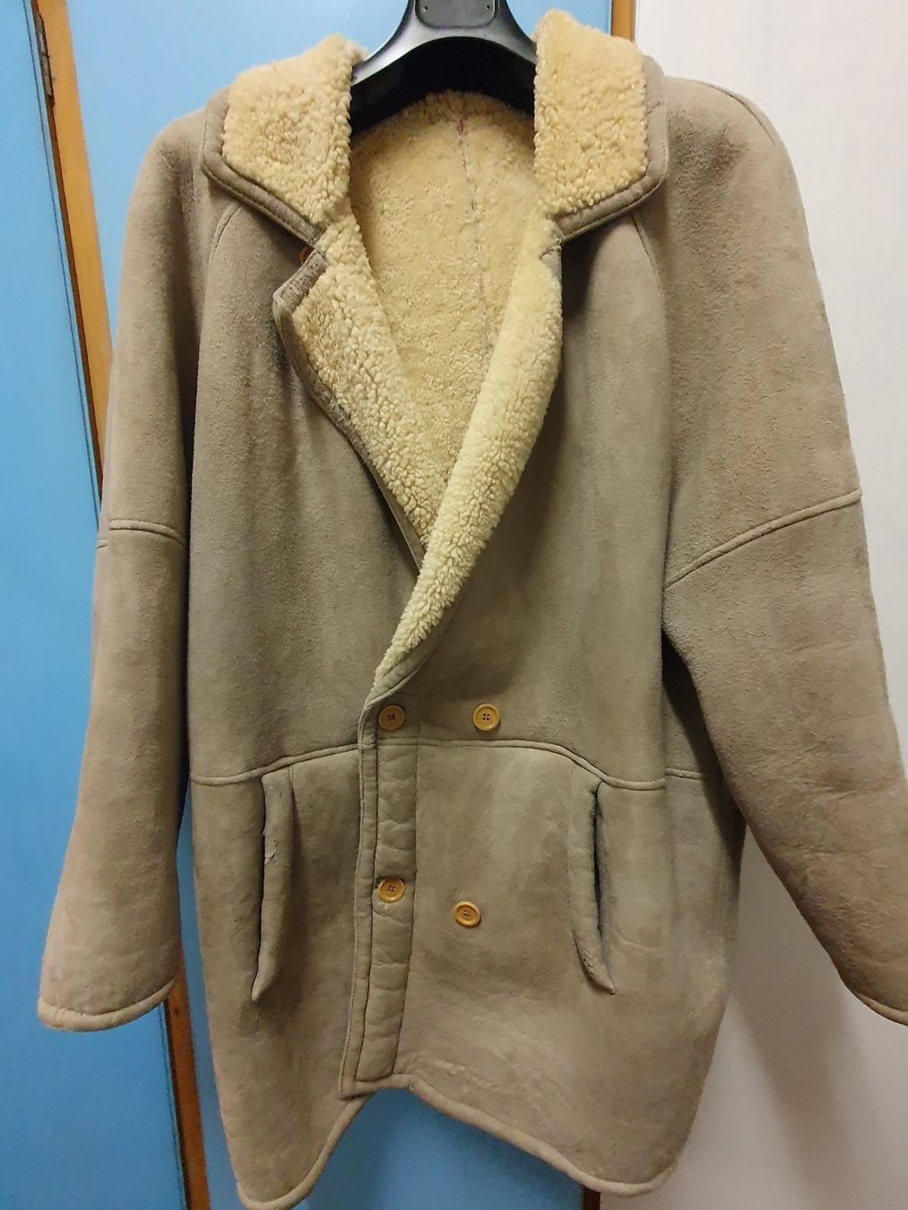 Manteaux: Lammfell Mantel XXL oder 3XL – D'occasion à Morbio Inferiore par lunaria 4