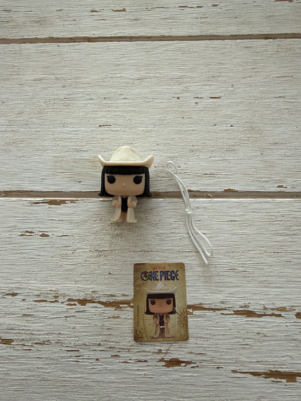 Funko Statuette: One Piece kinder joy Nico Robin – Nuovo (secondo la descrizione) da S. Antonino venduto da GeniniG