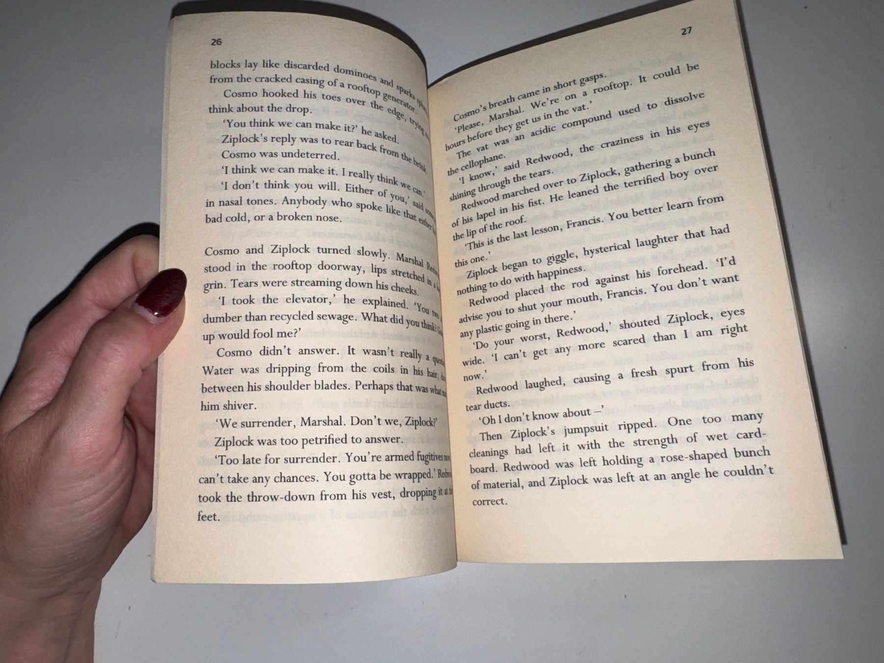 Libri: NOVEL: Eoin Colfer, The supernaturalist – Usato da Grosswangen venduto da English_books 4