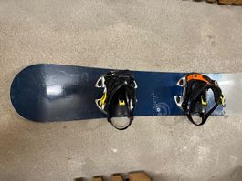 Snowboard, guterZustand, sofort abfahrbereit für den Winter!