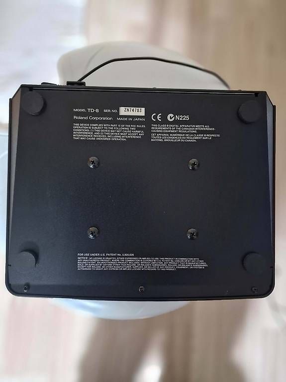 Strumenti musicali: Für E-Drummer: Roland TD-8 – Usato da Gerlafingen venduto da Gandalf266 1