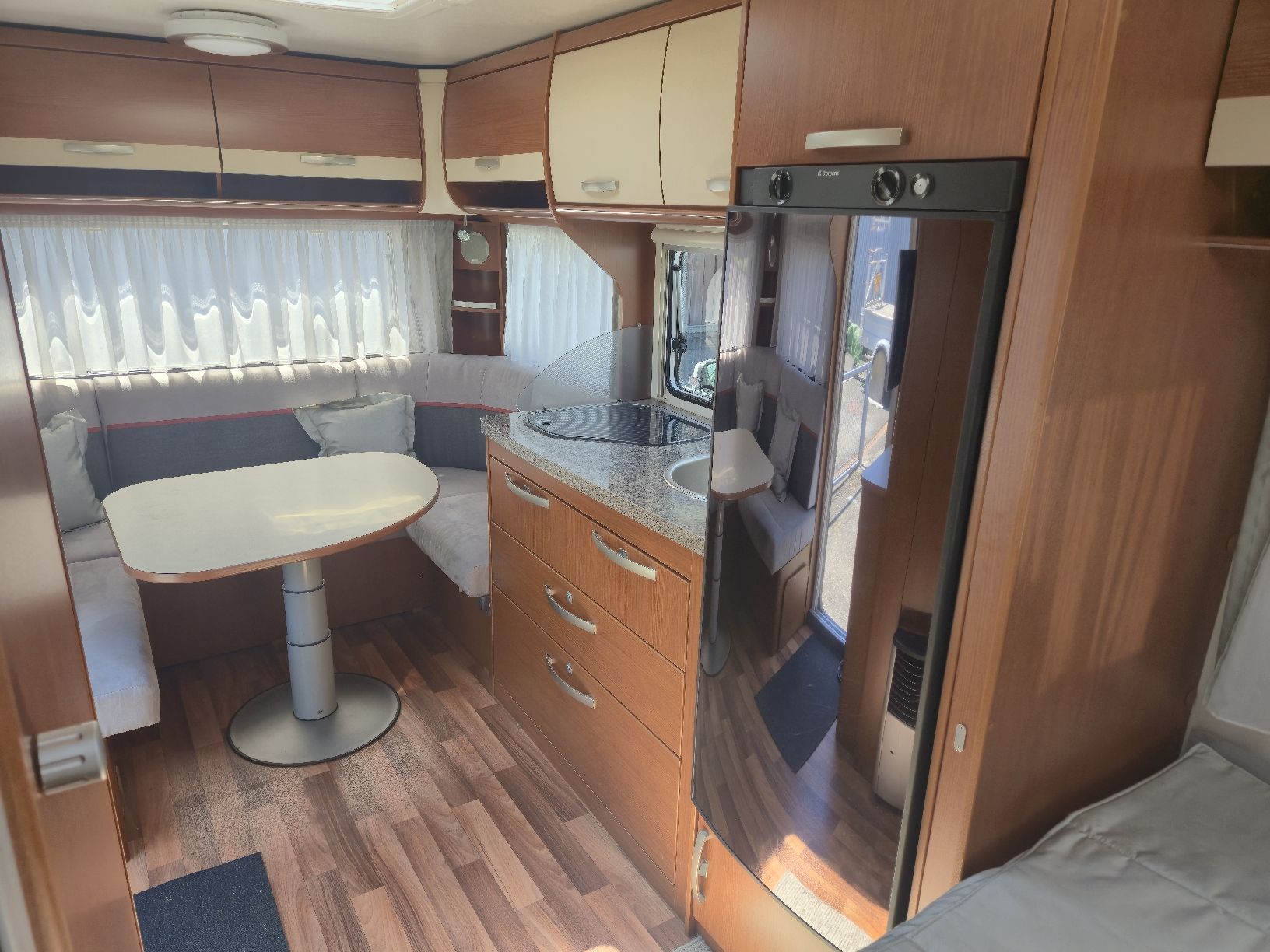 Hymer Veicoli da campeggio: Wohnwagen Hymer Sporting 485 – Usato da Heimberg venduto da Visiontuning 6