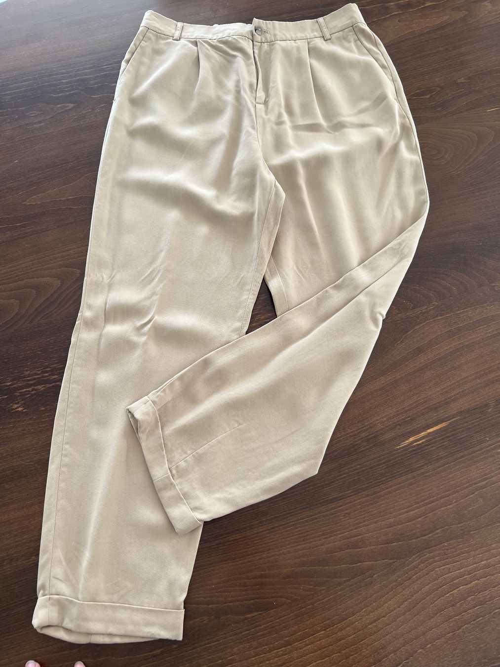 Opus Pantaloni: OPUS Hose Beige, Grösse 40 – Usato da Ebmatingen venduto da Mistelu