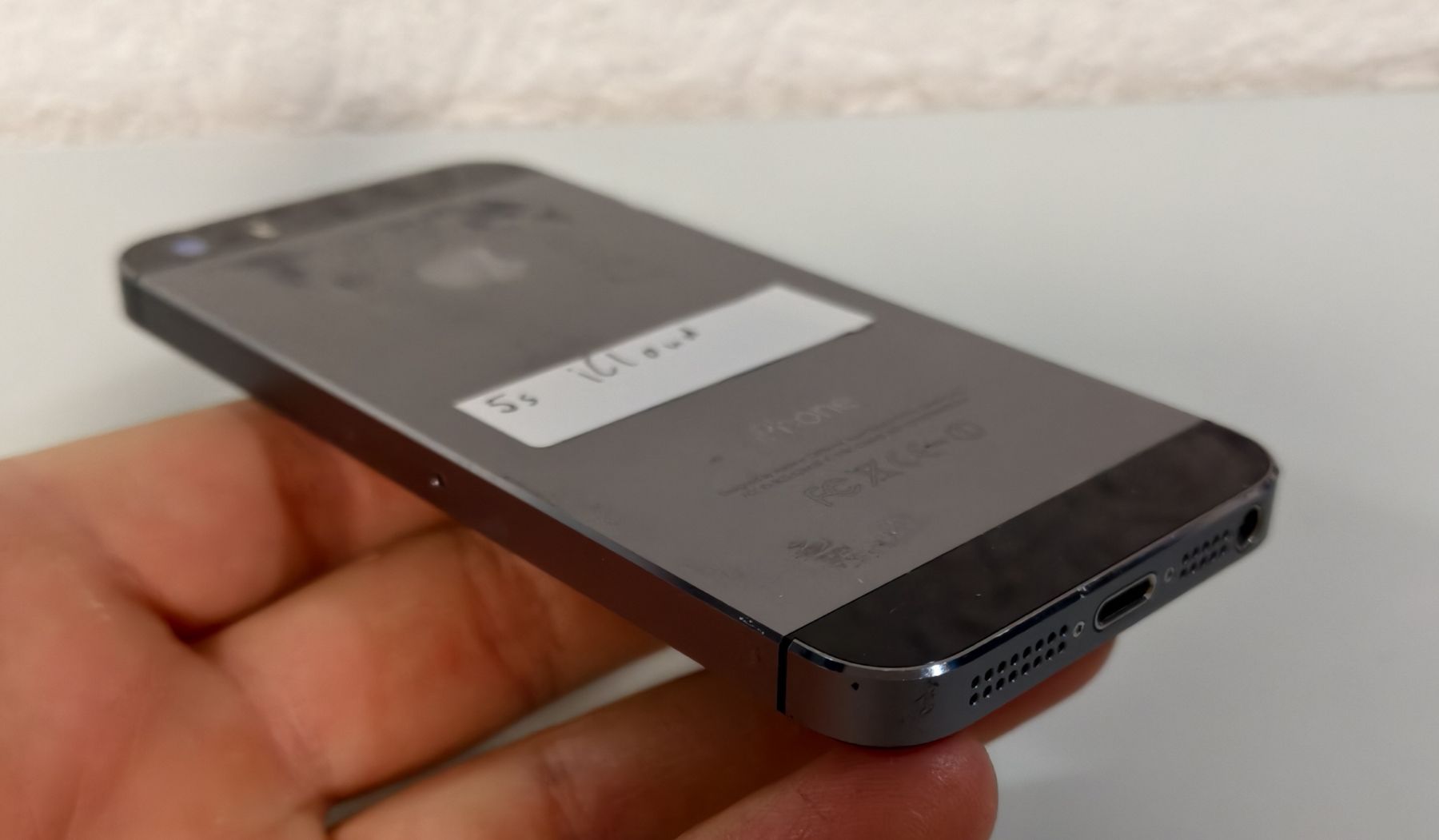 Apple Telefoni cellulari / Smartphones: iPhone 5s – Usato da Ehrendingen venduto da Rocky985 2