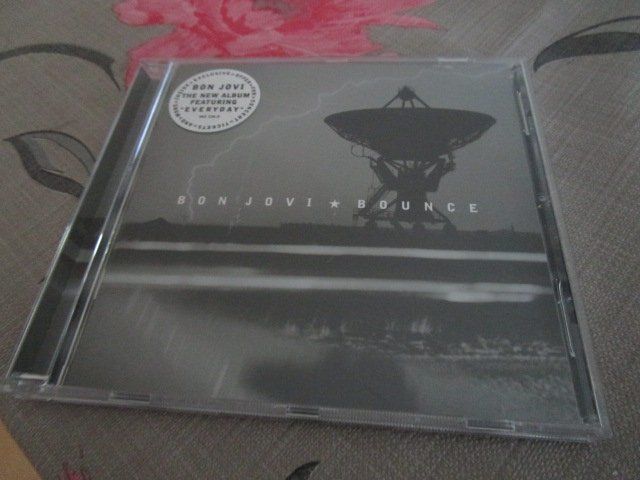 CDs: Bon Jovi - Bounce CD – Gebraucht aus Olten von Disc-Ausverkauf