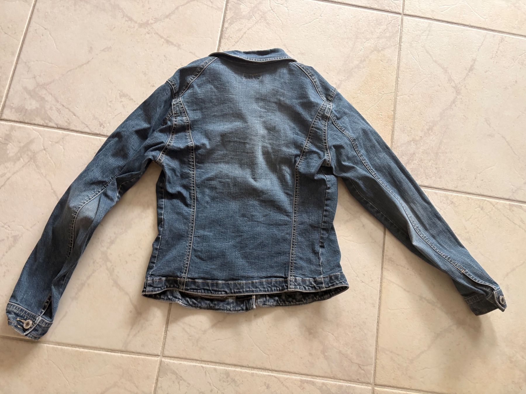 C&A Giacche: Jeansjacke Gr. 36 – Usato da Dietlikon venduto da Bachtel97 2