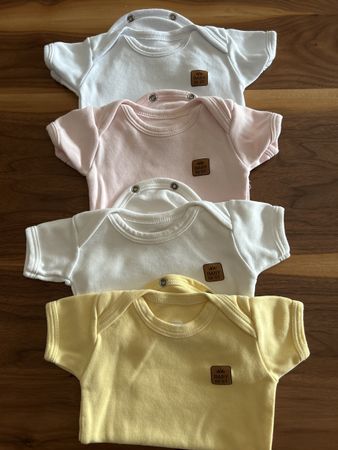 Baby Bodys Grosse 56 (4 Stücken)