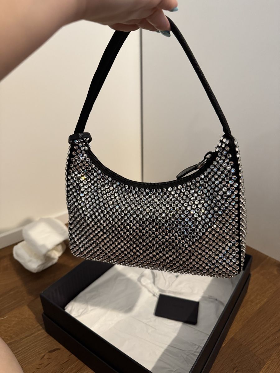 Prada Sacs femmes: Prada re-edition crystal bag – D'occasion à Zürich par annysclo 2