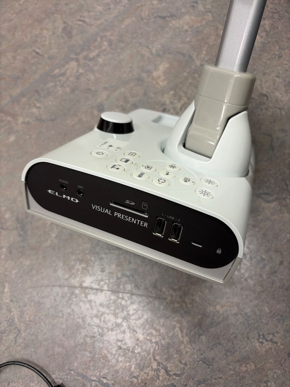 Elmo Fotocamera: Elmo L12-W Dokumentenkamera – Usato da Uznach venduto da pegasus101 3