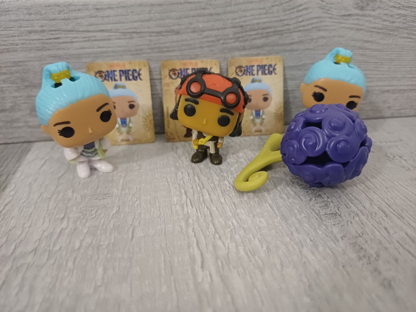 Giocattoli: One Piece / Kinder Joy  – Nuovo (secondo la descrizione) da Effretikon venduto da Zitinjac