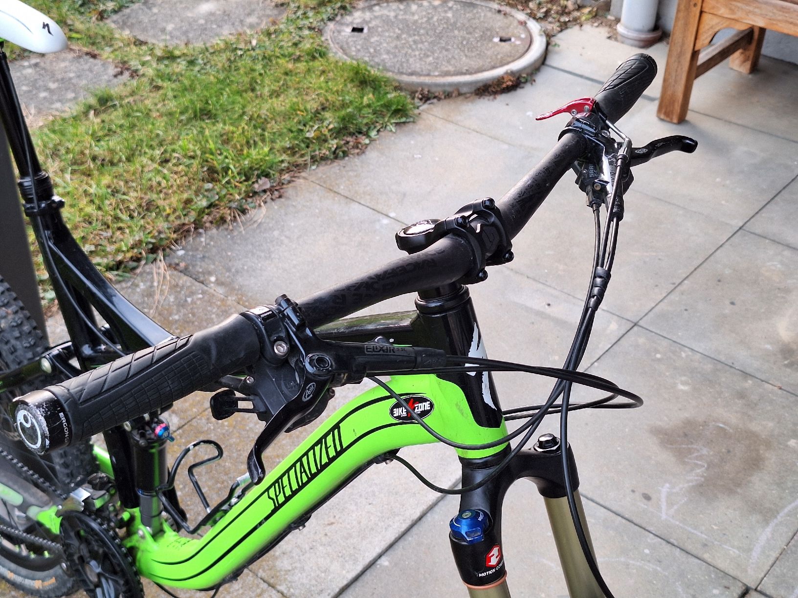 Specialized Biciclette: Specialized Pitch, Fully Mountainbike, Grösse L – Usato da Hünenberg See venduto da  2