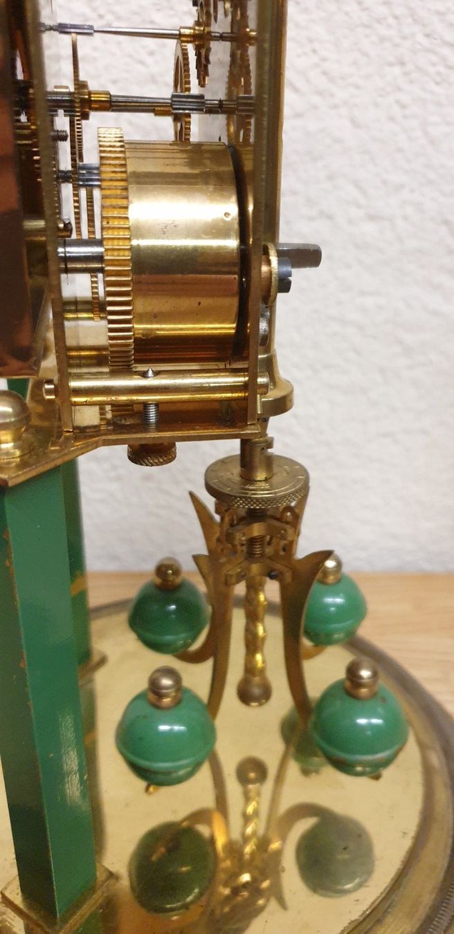 Orologi da terra & Orologi da parete: Mechanische Uhr mit Glasglocke – Usato da Emmen venduto da Brockofsky 4