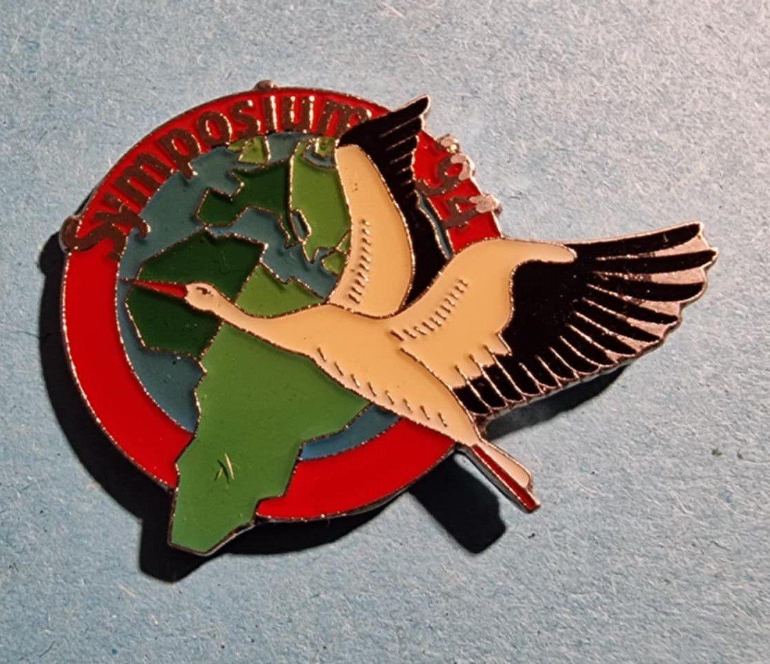 Plaquettes & Badges: Pin Symposium Storch 1994 – D'occasion à Härkingen par specialshapes