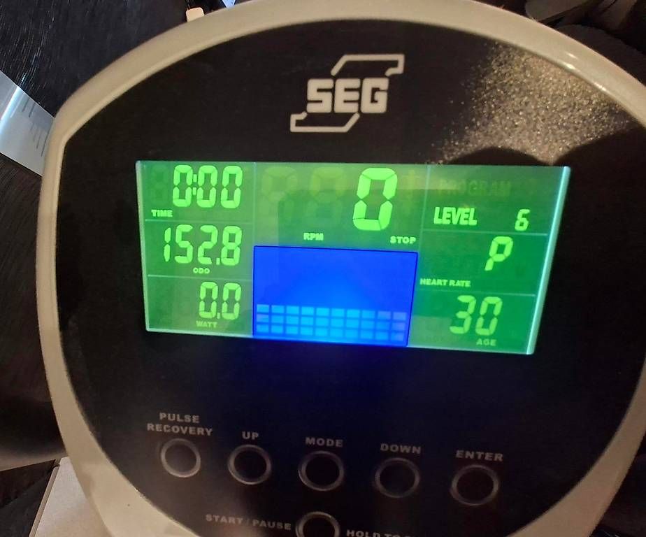 Hometrainer: Stepper / Vélo elliptique SEG – Usato da Estavayer-le-Lac venduto da Papesta 2