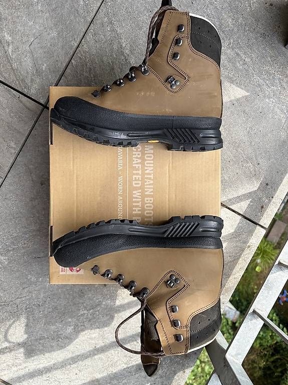 Scarpe da uomo: Bergstiefel YUKON 44 – Usato da Basel venduto da alm_x7x7 1