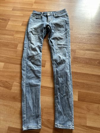 Levis 710 Super Skinny Jeans Gr. 27 einf. Bundweite ca. 32cm